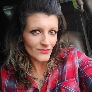 Meet your Posher, Marissa